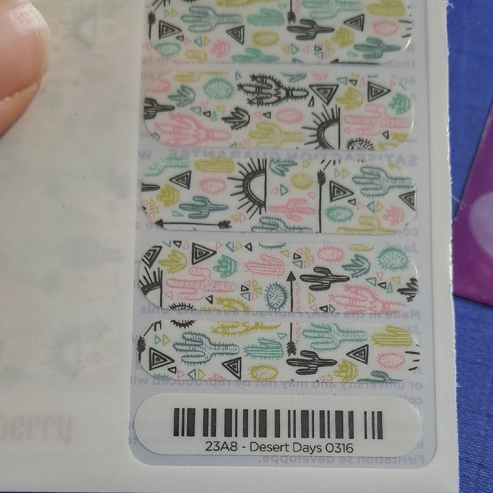 Jamberry Nail Wraps Set- Colorful Florals - Picture 7 of 8
